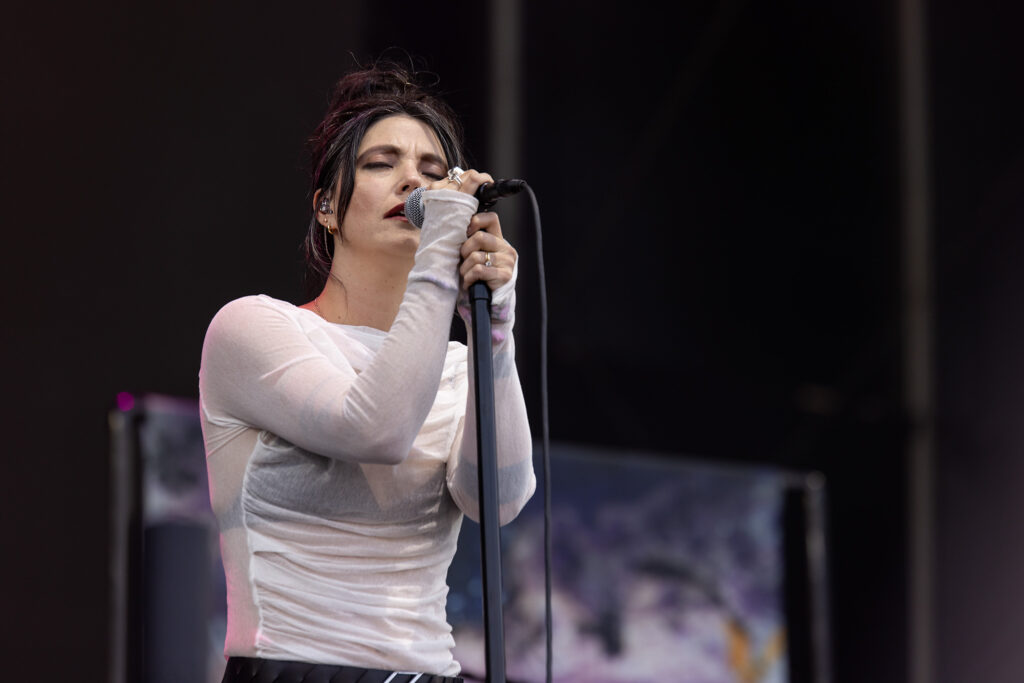 Sharon Van Etten & The Attachment Theory at BottleRock 2025