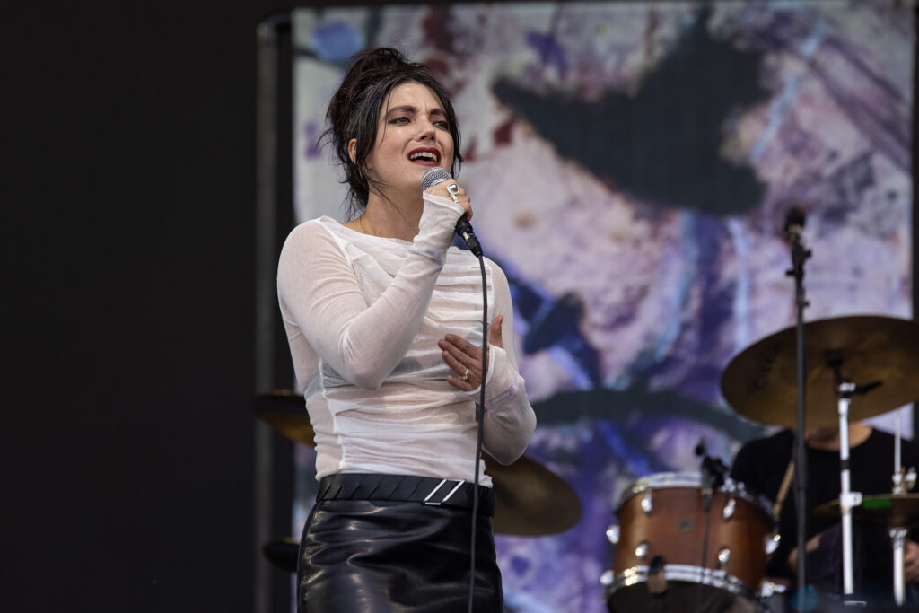 Sharon Van Etten & The Attachment Theory at BottleRock 2025