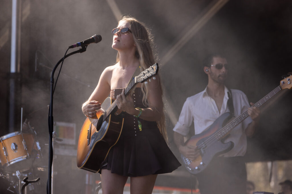 Alice Phoebe Lou at Ohana Festival 2026